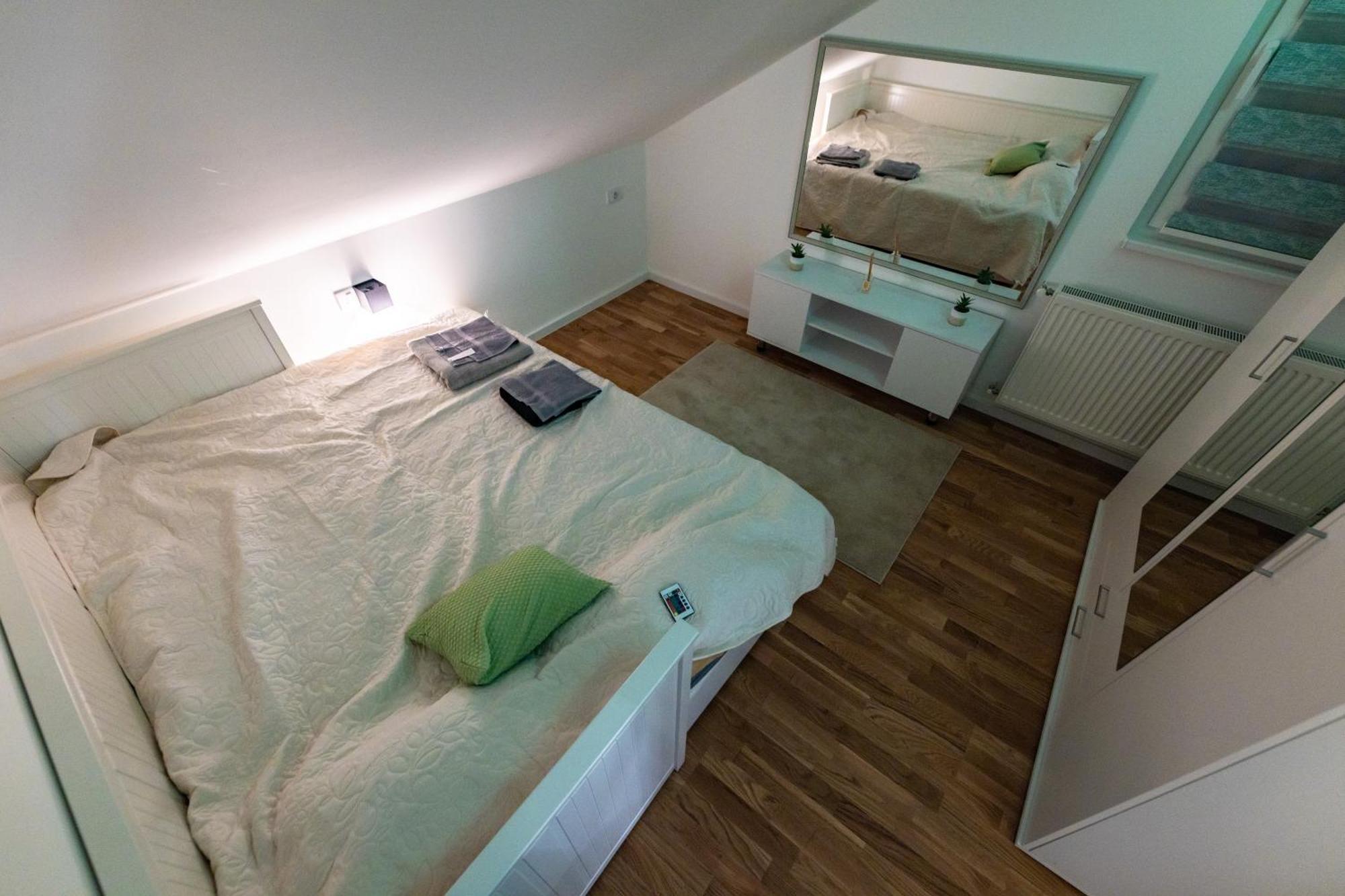 Oaza Apartmani Jakovo Venera Buitenkant foto